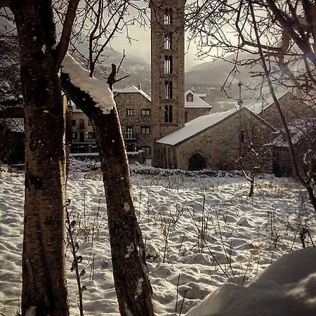 Un Rincon Especial En Vall De Boi * 普拉德埃米塔